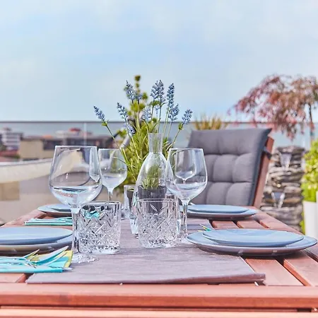 Apartament Ultra Lux * ママイア